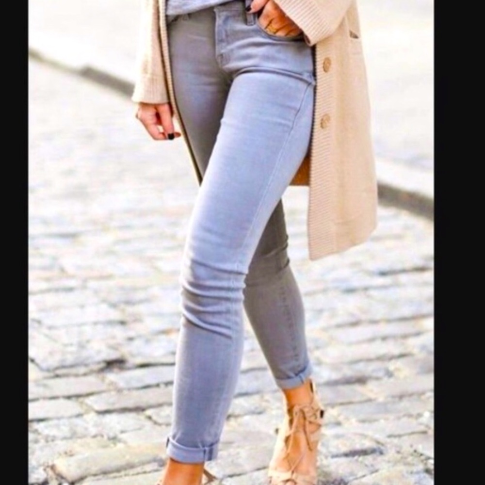 Closed Skinny Fitting Jeans in Light Silver